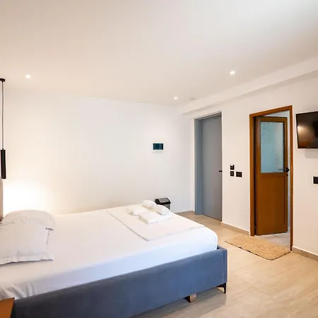 Midtown En Ksamil