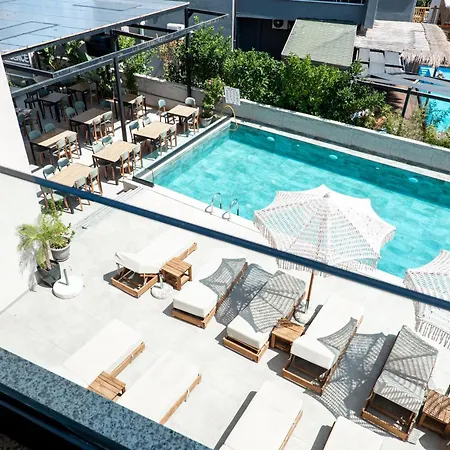 Midtown En Ksamil