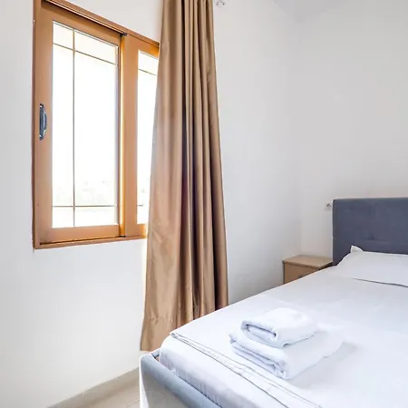 Apartament Marron By En&Aed